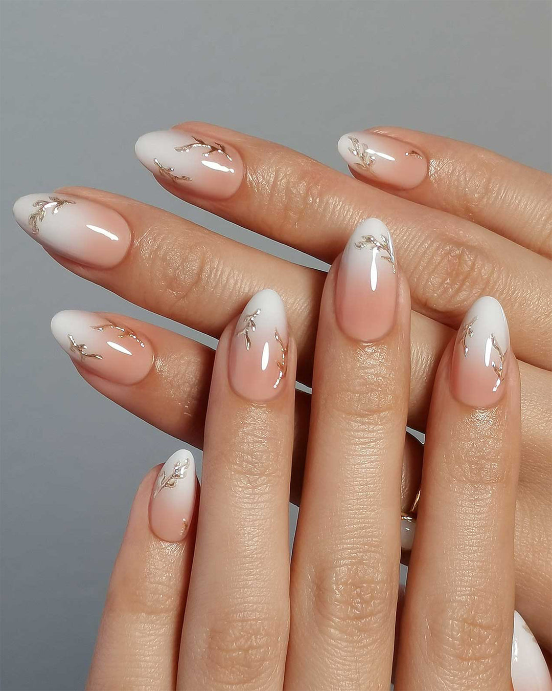 Infinaluxe Press-On Nails - Ombre Petals - Almond