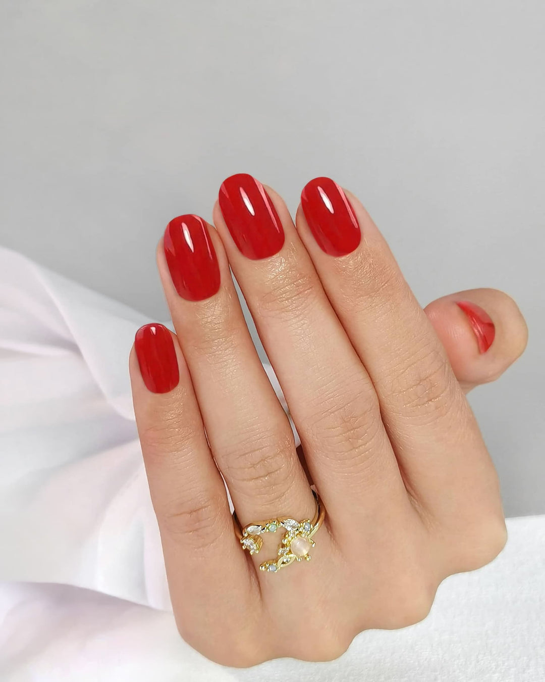 Infinaluxe Press-On Nails - Rouge - Oval