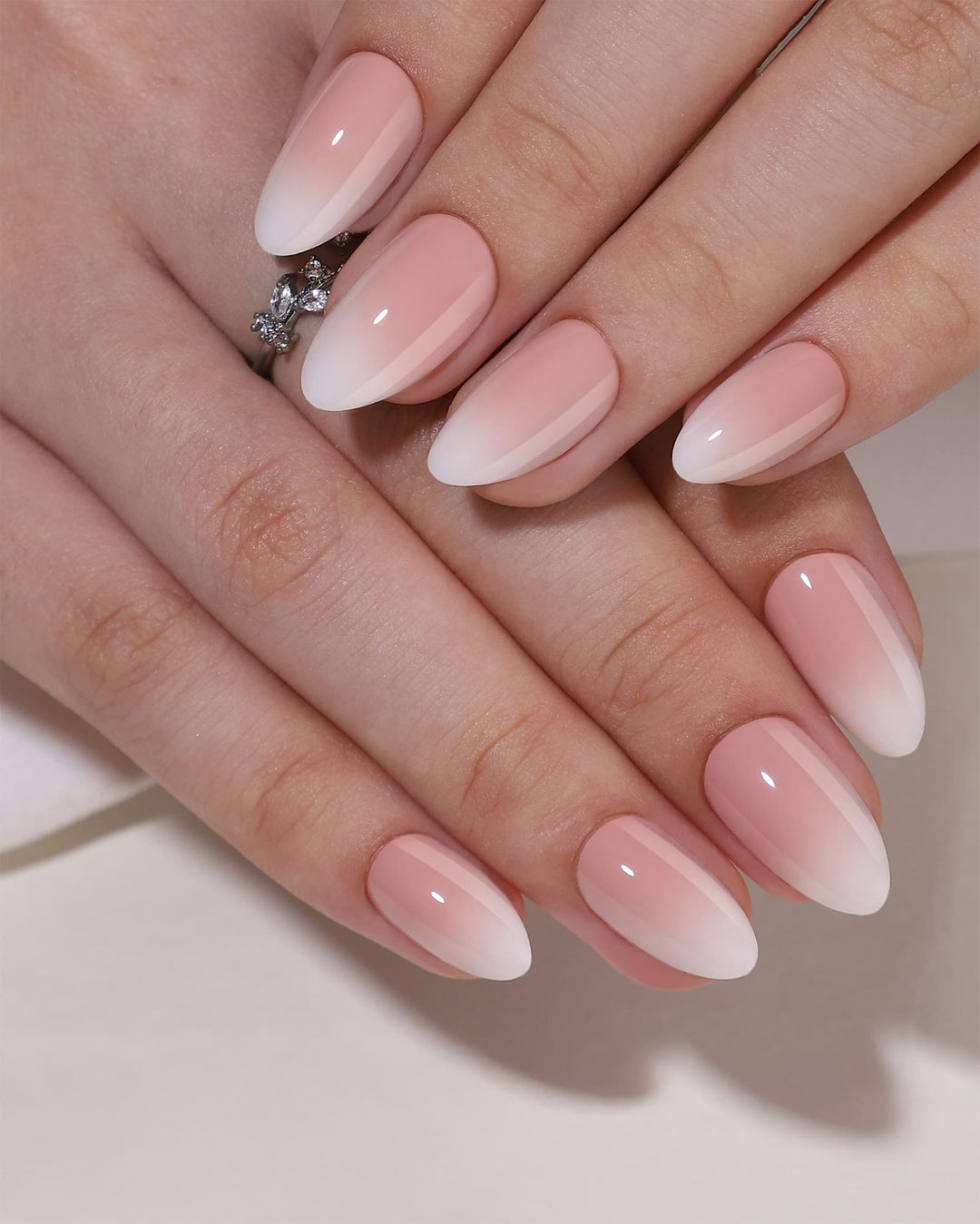 Infinaluxe Press-On Nails - Blush Ombré - Almond